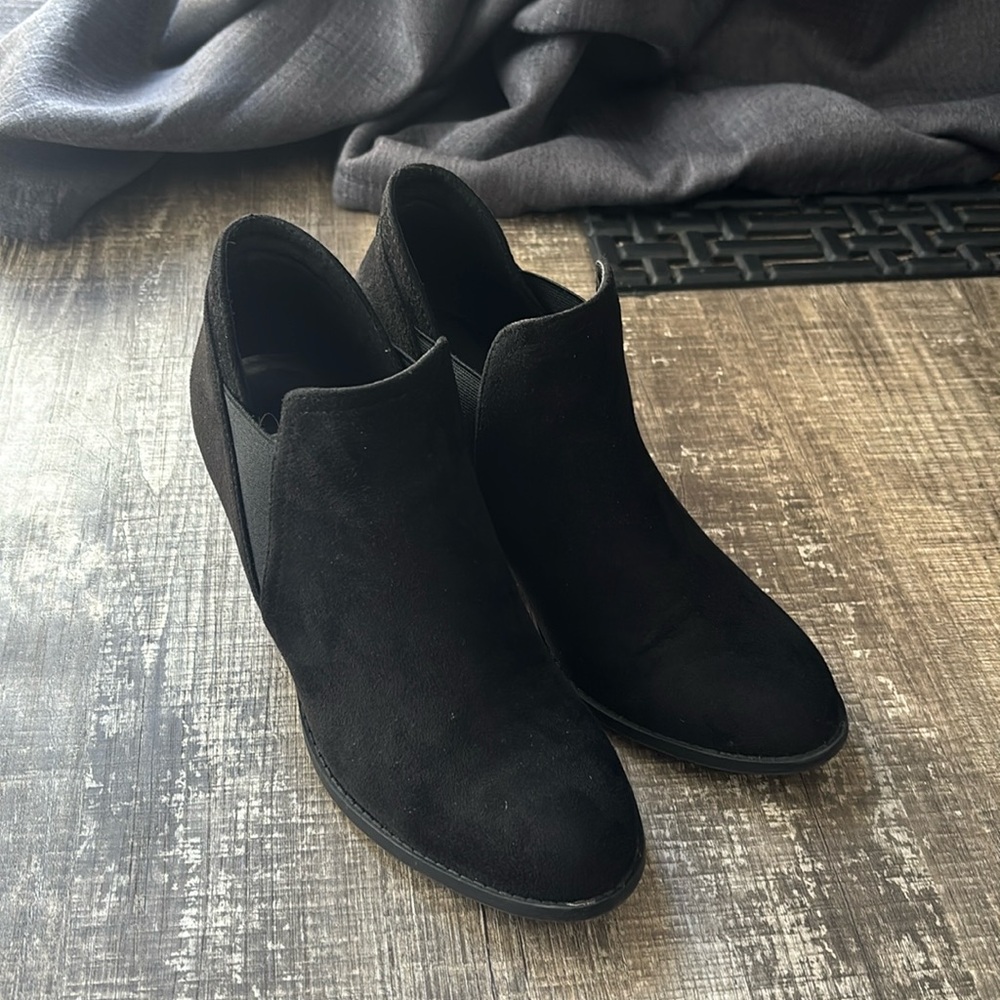 Y Not? Black Heeled Kirsten Ankle Boots